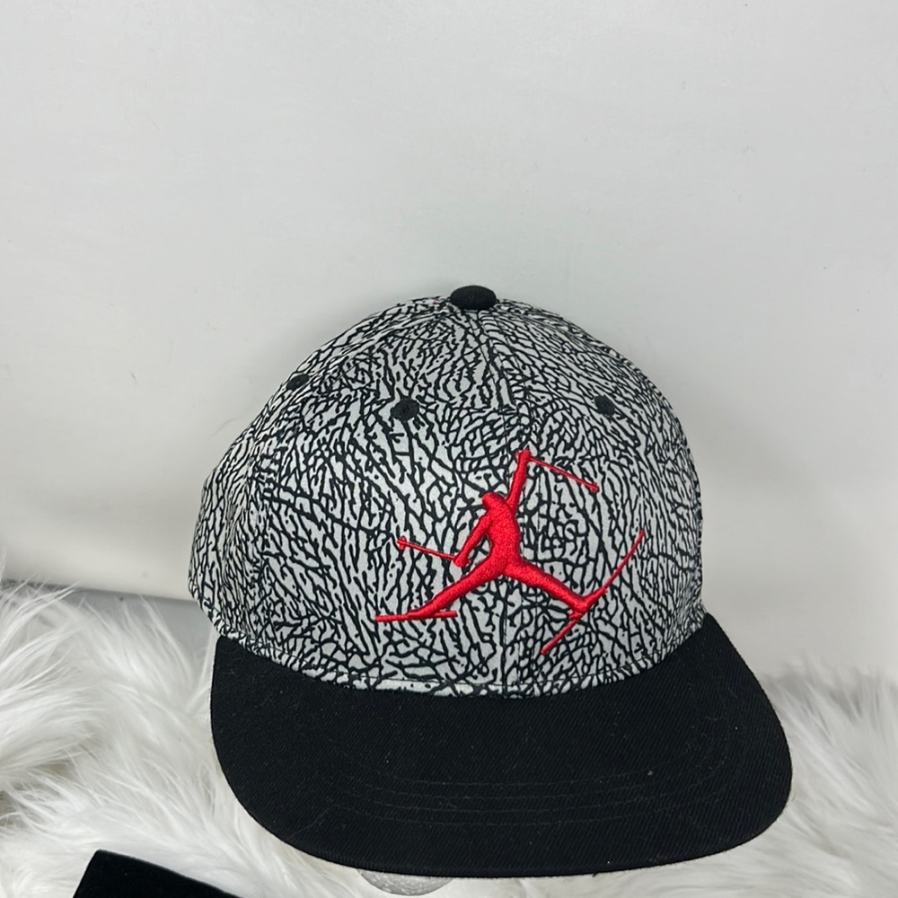 Aksels Animal Print Hat Men’s SnapBack